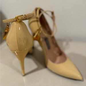 Tom Ford Beige Patent Leather Heels